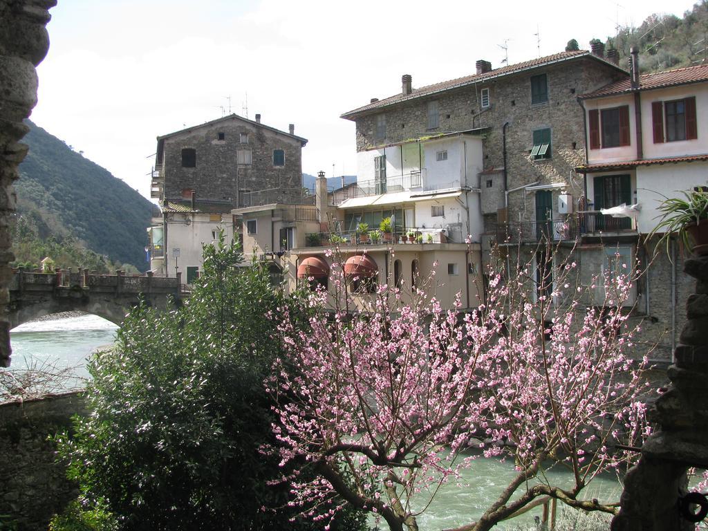 Casa Med Holiday Home Isolabona Dış mekan fotoğraf